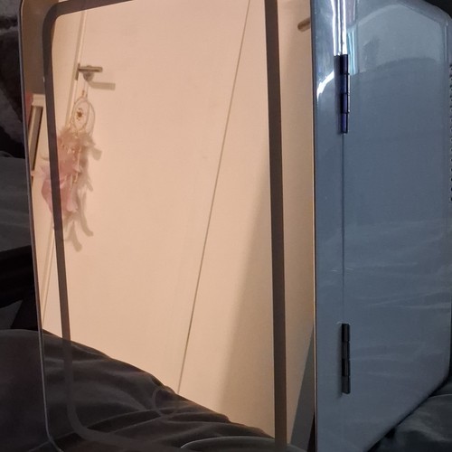 Table top mini fridge - top,