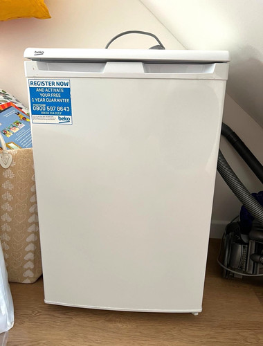 Beko white table top mini - white,